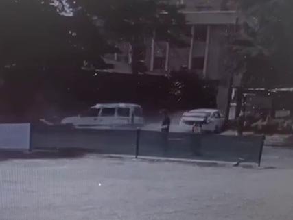 Hafif ticari araçla otomobil, kavşakta çarpıştı: 1'i bebek, 5 yaralı