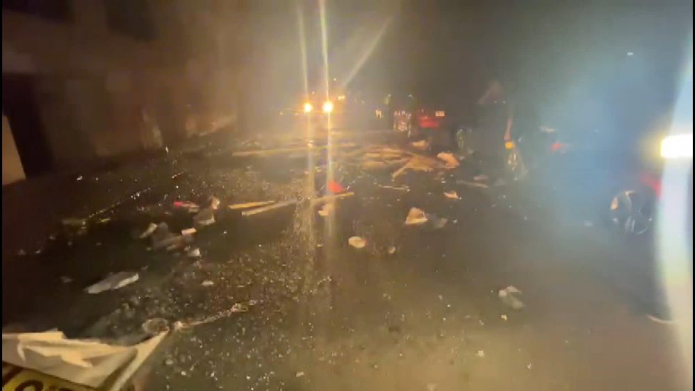 4 katlı binada patlama: 1 ölü