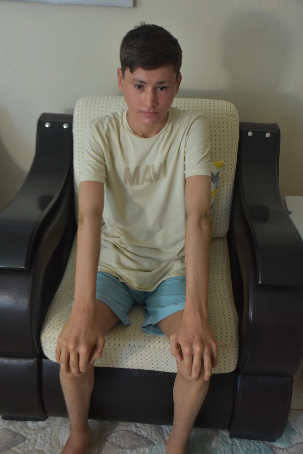 Gündüzleri evden çıkamıyor: 'İlaçları kullanmadan uyuyamıyorum'