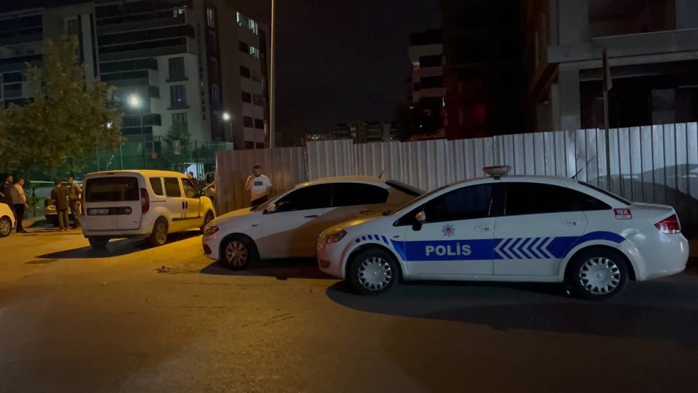 Merdiven boşluğunda 17 yaşındaki kız çocuğunun cesedi bulundu