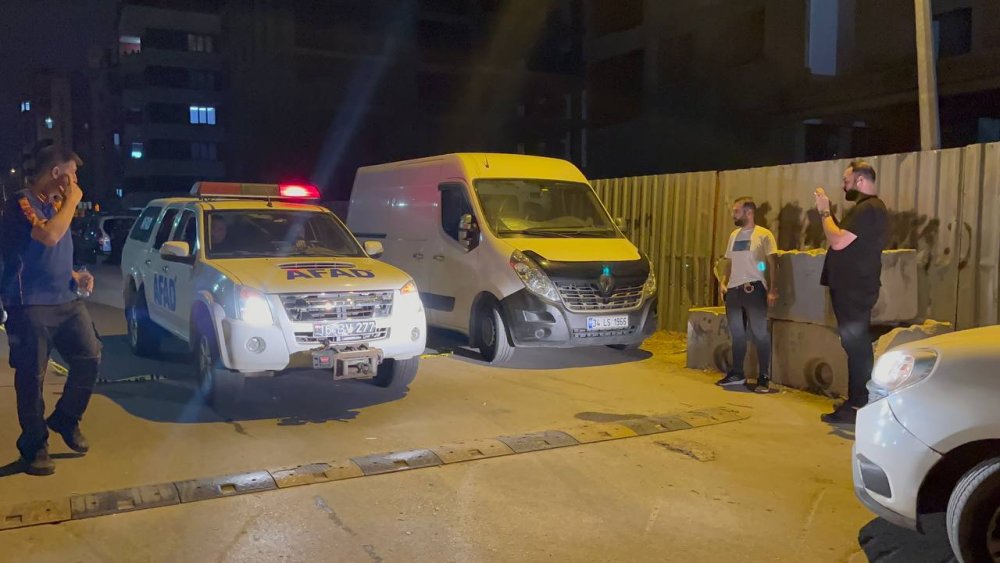 Merdiven boşluğunda 17 yaşındaki kız çocuğunun cesedi bulundu