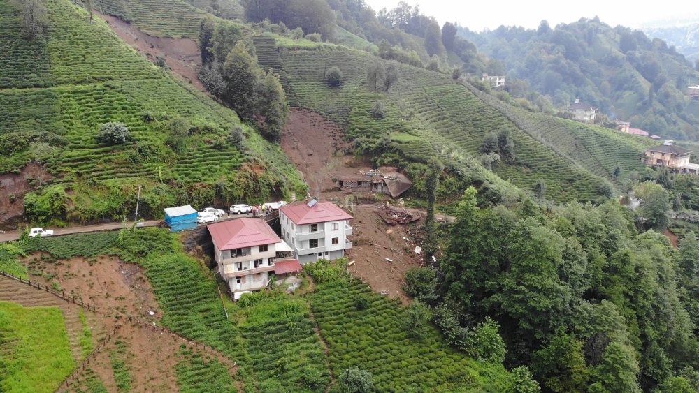 Rize'de sel ve heyelanların verdiği zarar ortaya çıktı