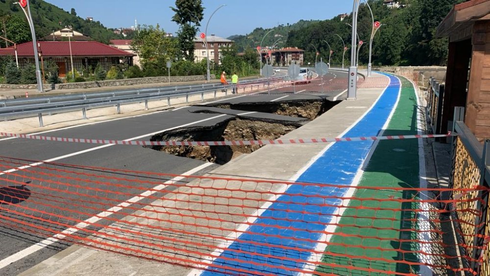 Rize'de sel ve heyelanların verdiği zarar ortaya çıktı