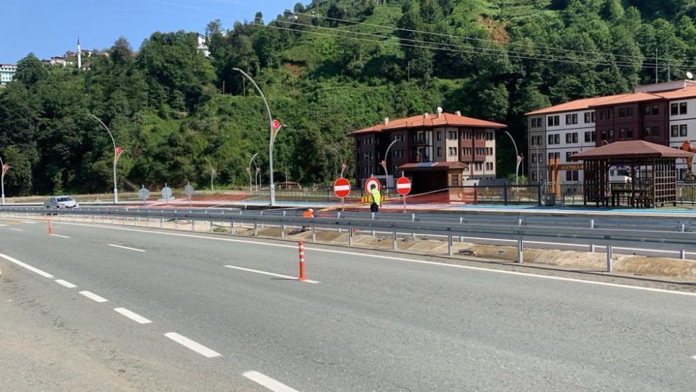 Rize'de sel ve heyelanların verdiği zarar ortaya çıktı