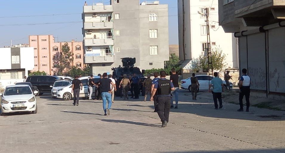 Torbacılar polise ateş açtı: 2 gözaltı