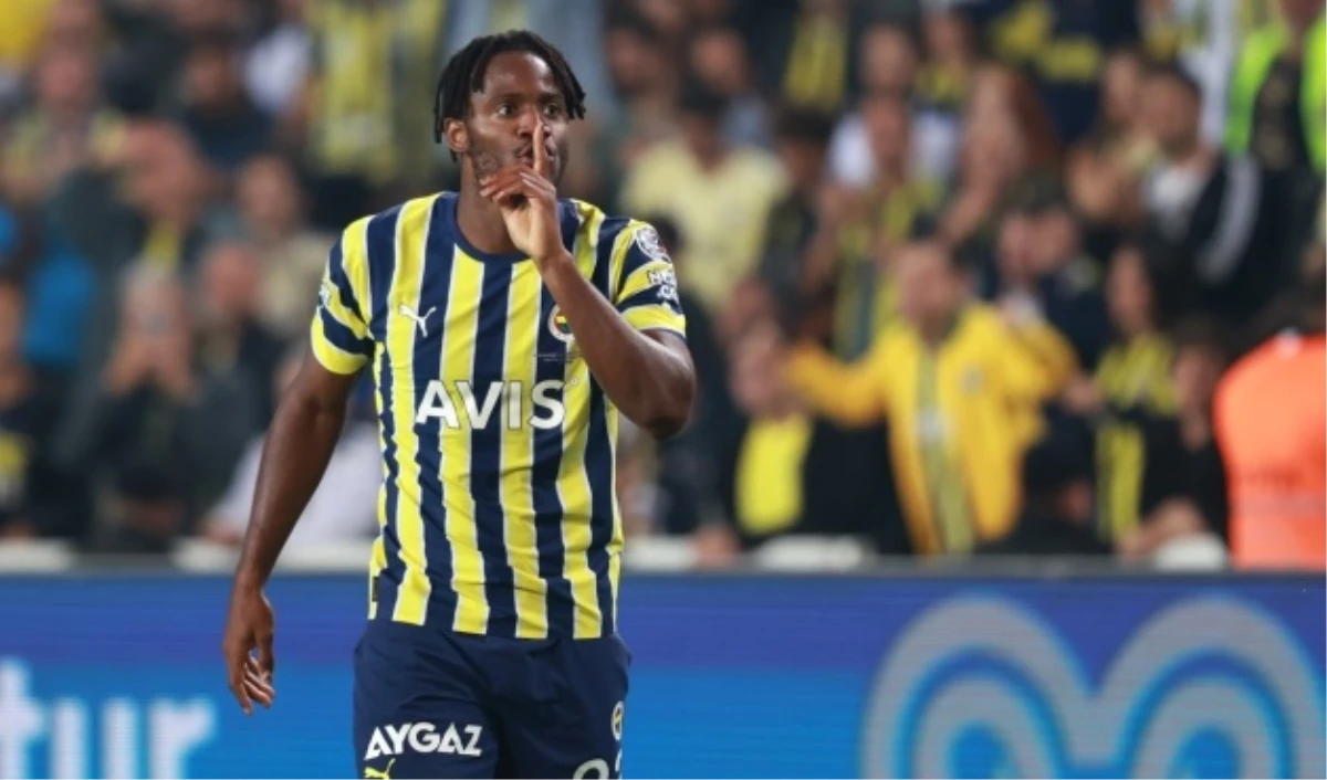 batshuayi-fenerbahce-den-ayriliyor-mu-takimda-16264331-3884-amp.jpg
