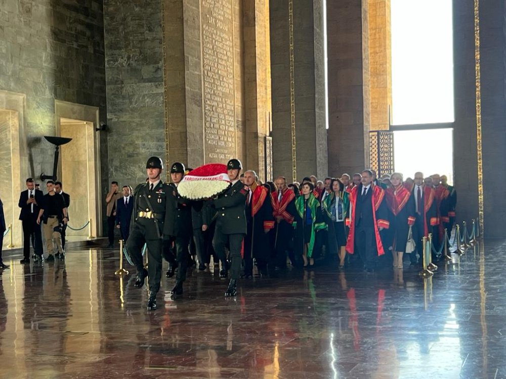 Yargıtay üyelerinden Anıtkabir'e ziyaret