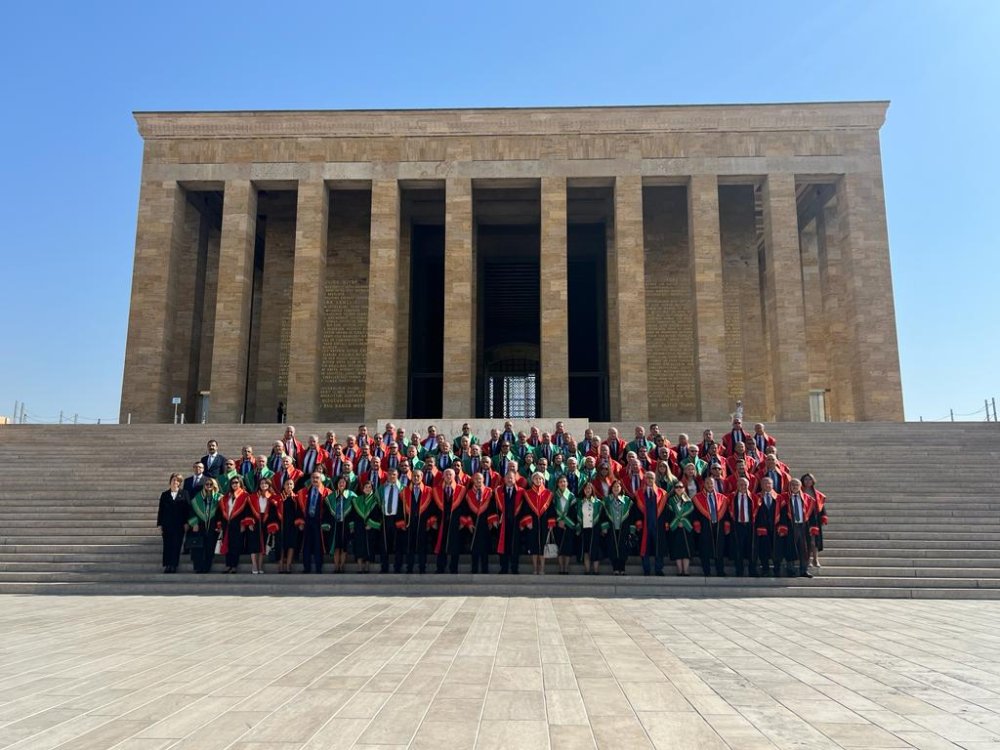 Yargıtay üyelerinden Anıtkabir'e ziyaret