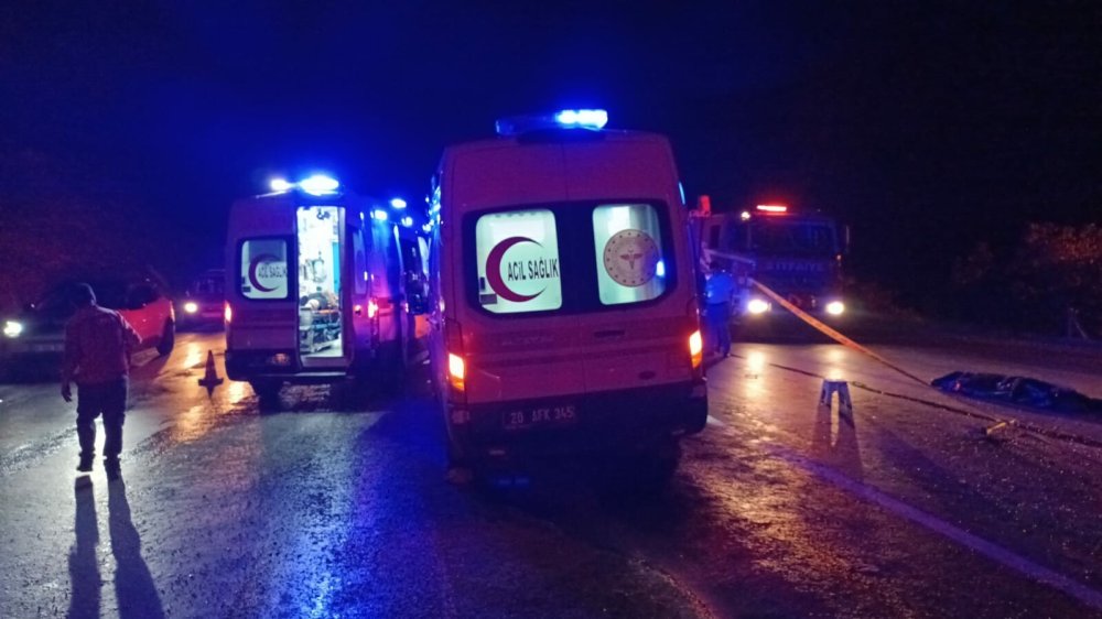 Otoyolda can pazarı: 4 ölü, çok sayıda yaralı