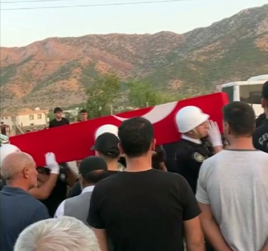 Polis kavgayı ayırırken canından olmuştu: 16 yaşındaki çocuk tutuklandı