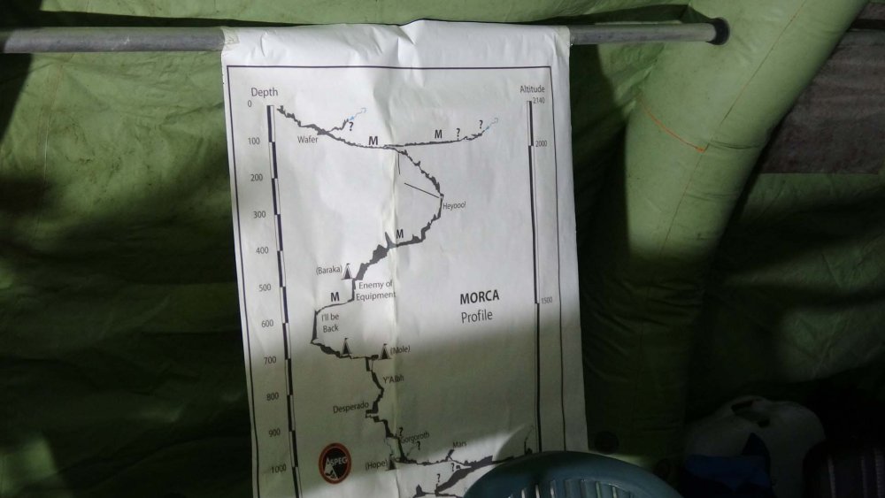 Mağarada rahatsızlanan ABD'li araştırmacıya 1040 metre derinlikte müdahale