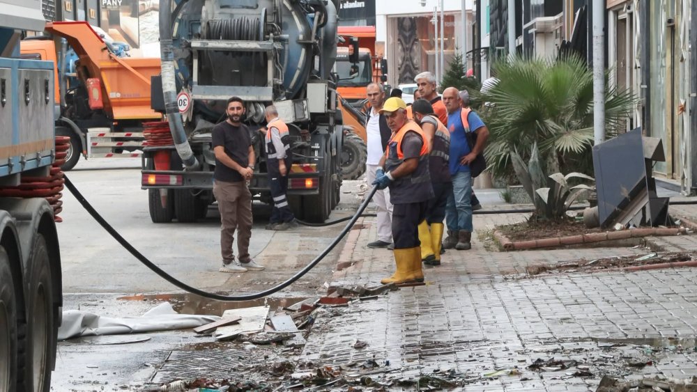 Sel felaketi genç girişimcinin hayallerini yıktı: 'Buna kader demeyelim'