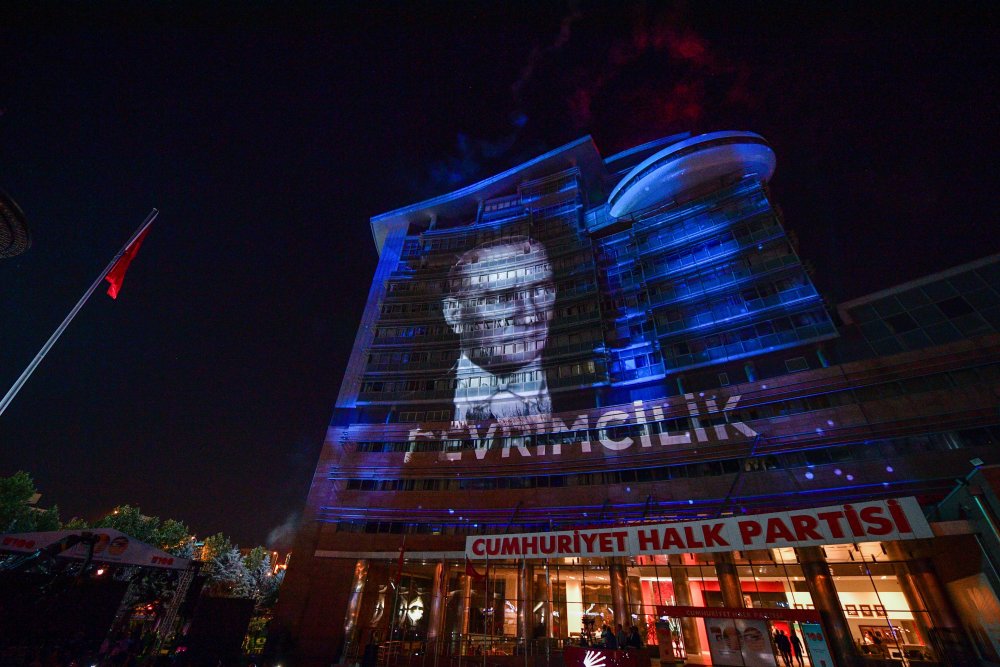 CHP'nin 100'üncü yıl marşı ilk kez seslendirildi