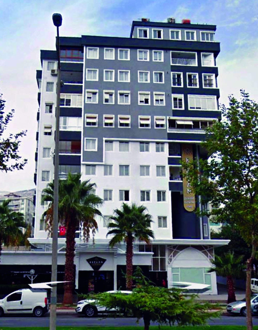 Ezgi Apartmanı 35 kişiye mezar olmuştu: 2 kişi hakkında yakalama kararı