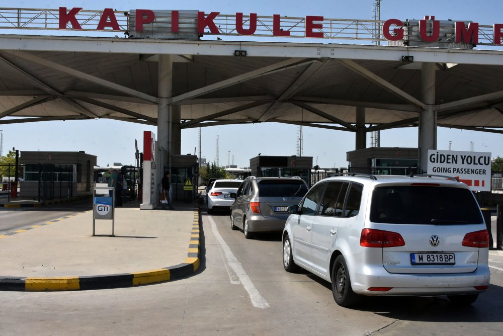 Sınır kapılarında son 5 yılın yolcu giriş-çıkış rekoru