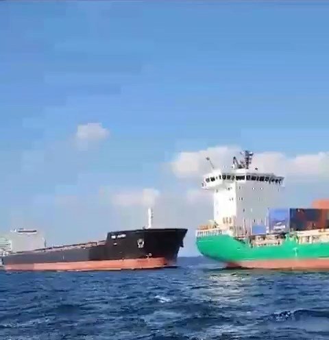 Ahırkapı açıklarında iki gemi çarpışmıştı: Kazanın görüntüleri ortaya çıktı