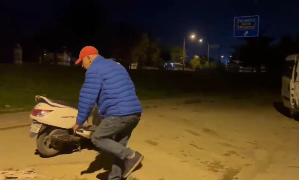Motosikletten düşen alkollü sürücü: Bana komplo mu kuruyorsunuz?