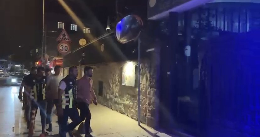 Düğün konvoyu sırasında attıkları drift pahalıya patladı: Sürücülere ceza yağdı