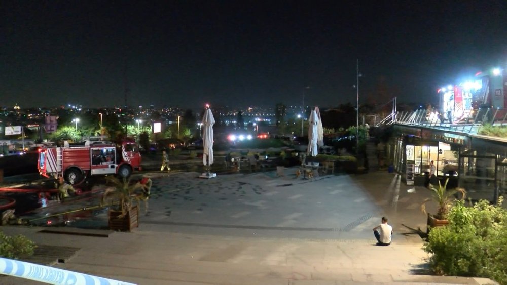 Evlendirme dairesinde yangın paniği!