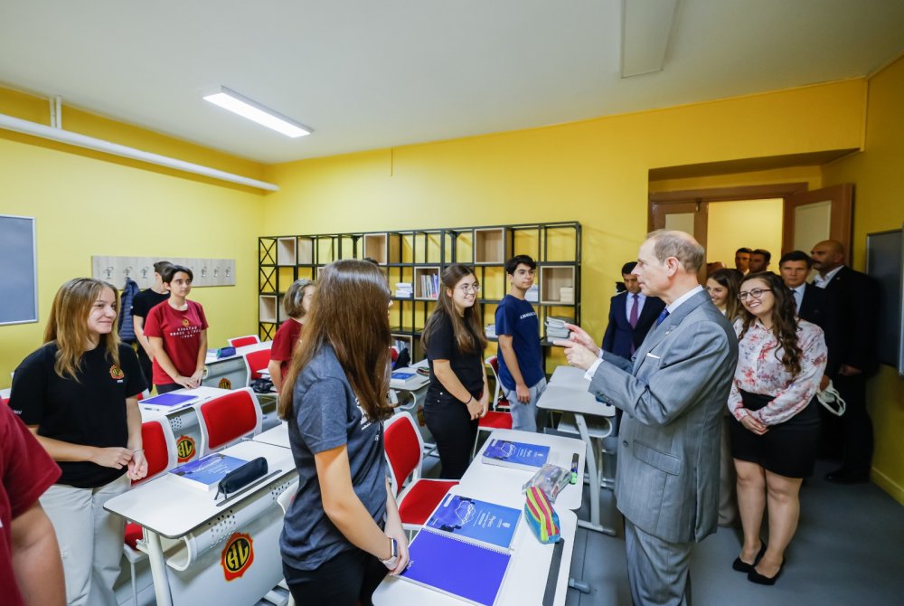 Edinburgh Dükü Prens Edward'dan Kabataş Erkek Lisesi'ne ziyaret