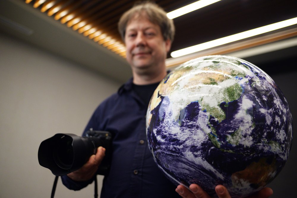 5 yılda, 80 bin kilometre seyahat etti: 50 astronotun fotoğrafını çekti