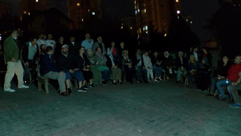 120 günlük süre doldu: Yaşamın devam ettiği 247 daire karanlığa gömüldü