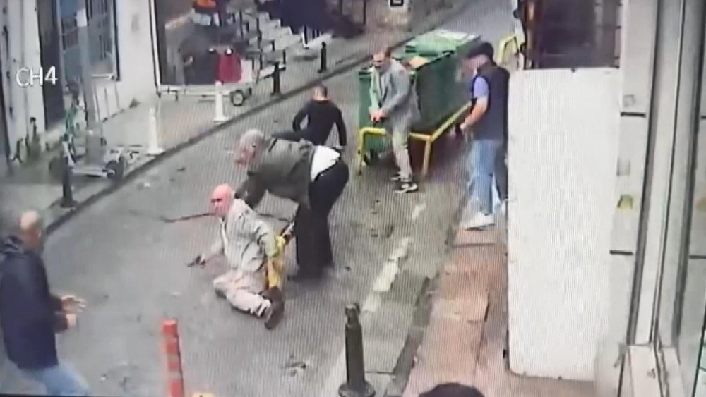 Bilirkişi ekibinin önünde silahlı çatışma: Yaralıya tekme ve yumruklarla saldırdılar