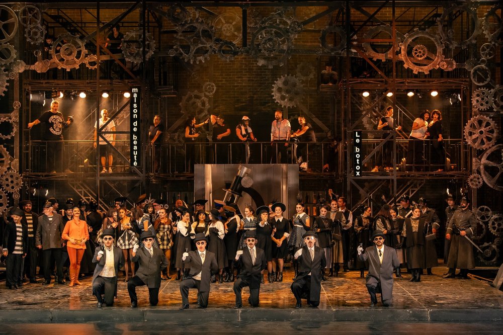 'Faust' ilk kez AKM'de sanatseverler ile buluşuyor