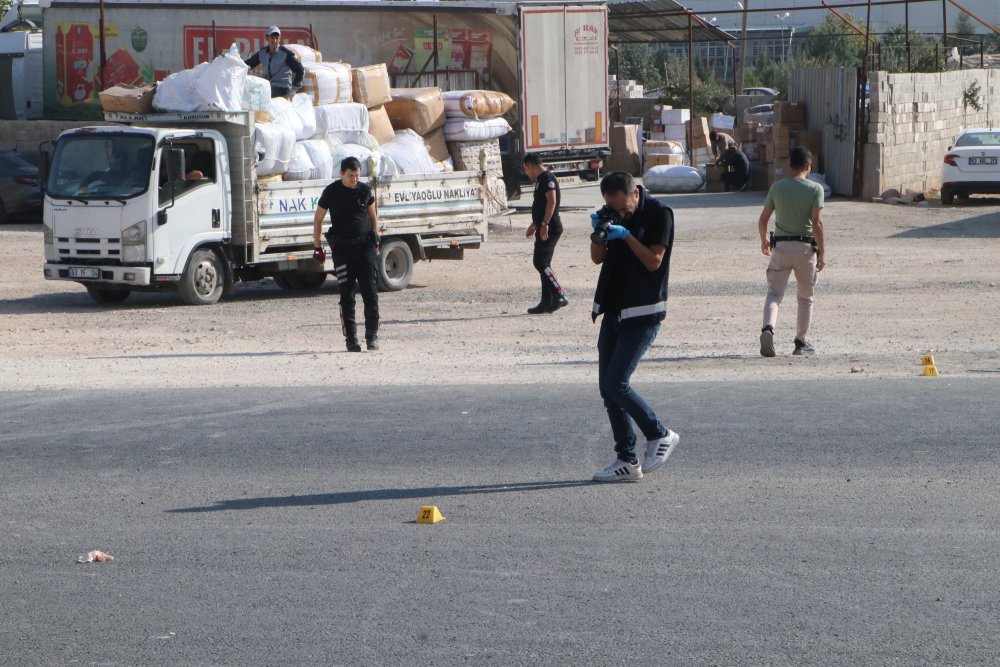 İki aile arasındaki kavga kanlı bitti: Ölü ve yaralılar var