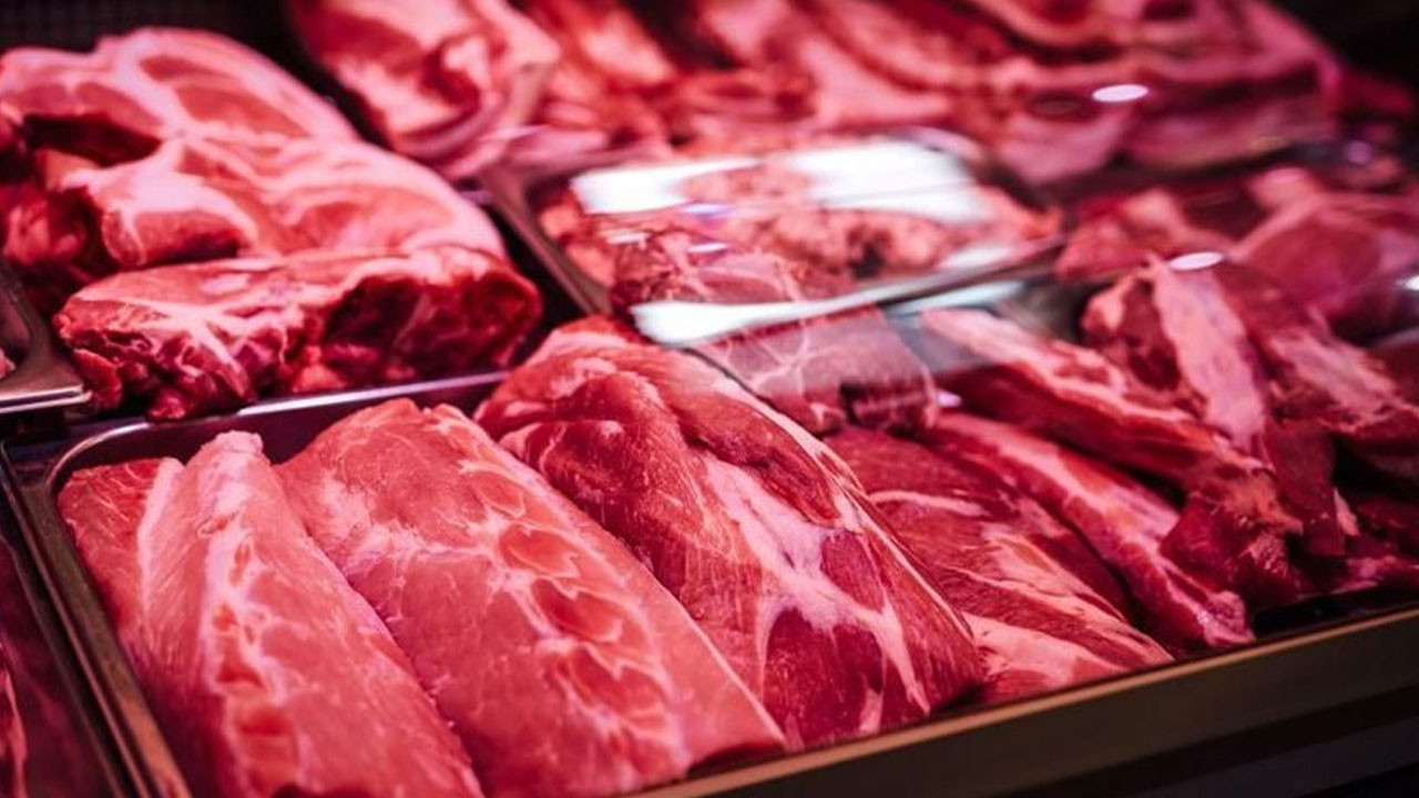 fazla-kirmizi-et-tuketimi-olduruyor-yapilan-arastirmada-fazla-kirmizi-et-tuketmenin-kanser-riskini-artirdigi-ortaya-cikti-kirmizi-eti-ne-kadar-tuketmeliyiz-pxvx.jpg