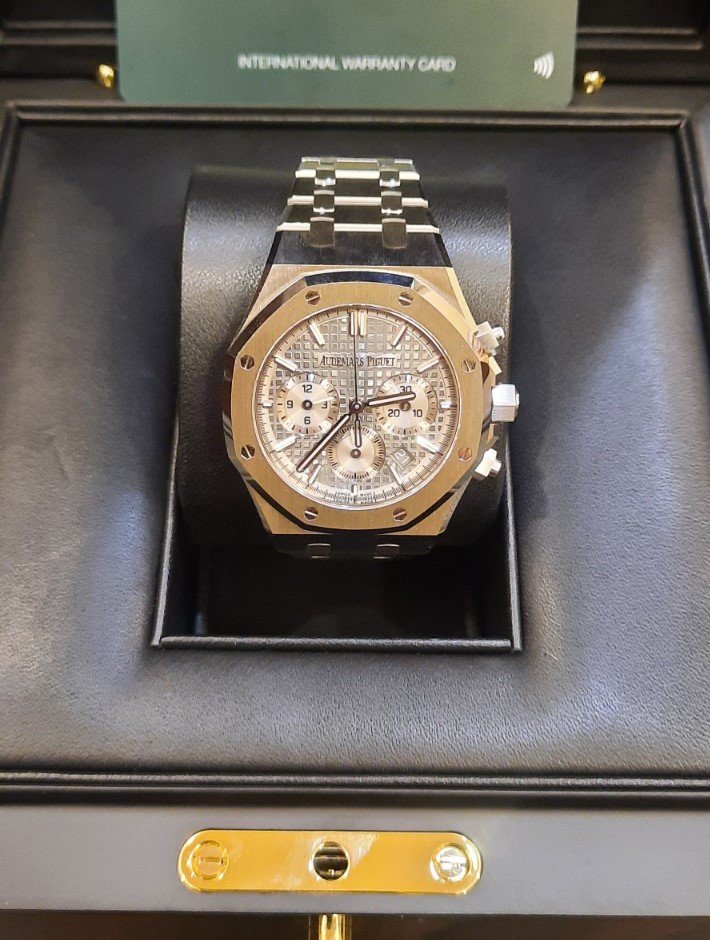 40 bin euro değerindeki saati böyle çaldılar