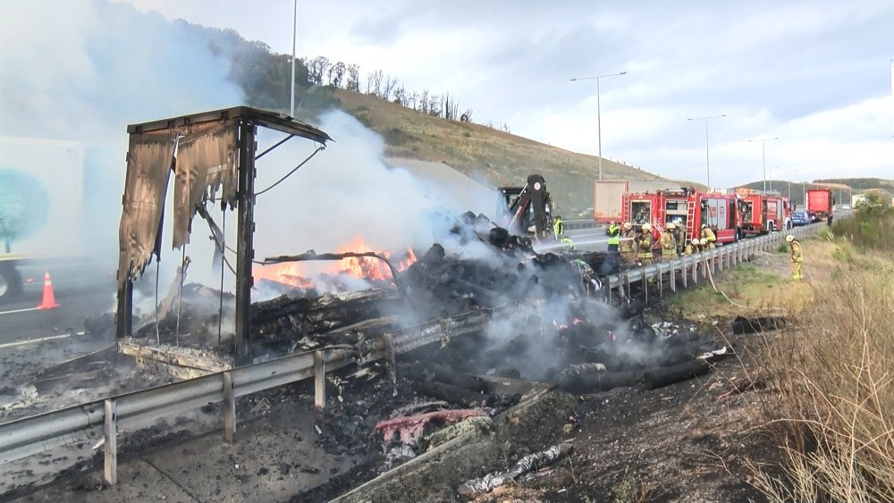 Otoyol duman altında kaldı: Görüş mesafesi düştü