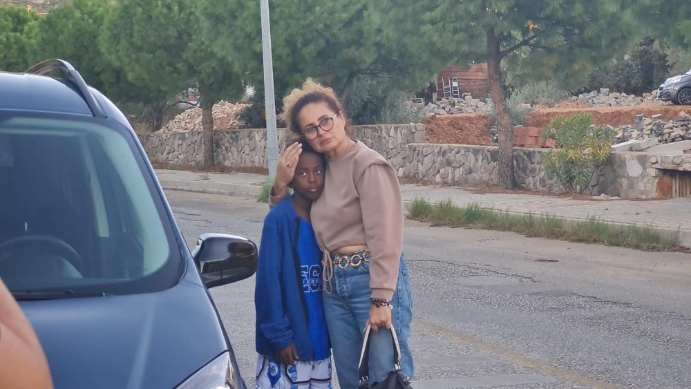 Oyuncu Esra Akkaya Bodrum’da kaza yaptı