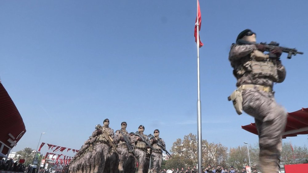 Vatan Caddesi'nde 29 Ekim provası