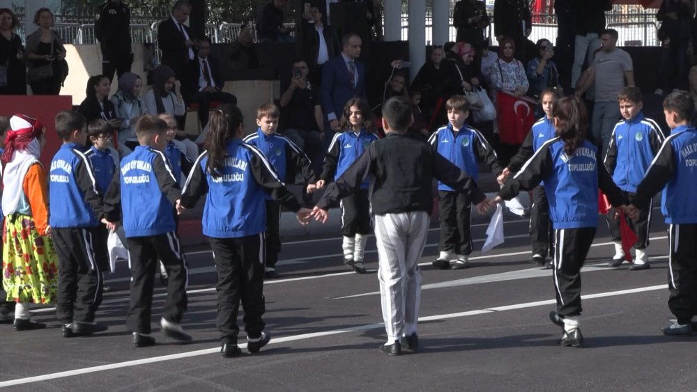 Vatan Caddesi'nde 29 Ekim provası