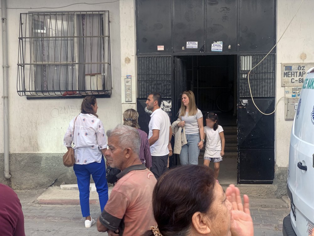 Emekli astsubay dehşet saçtı: Eşini çocuklarının gözü önünde öldürdü