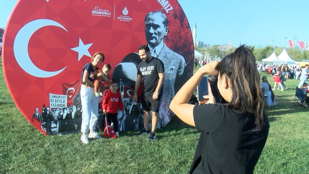 Cumhuriyetin 100. yıl çoşkusu Maltepe Etkinlik Alanı'nda başladı