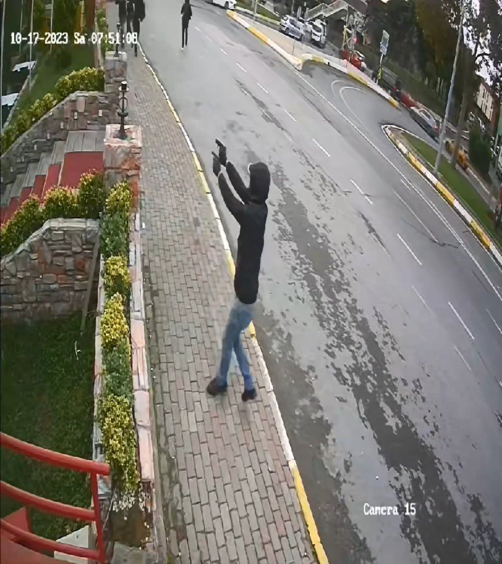 Uzun namlulu silahlarla restoranı taramışlardı: Maskeli şüpheliler yakalandı