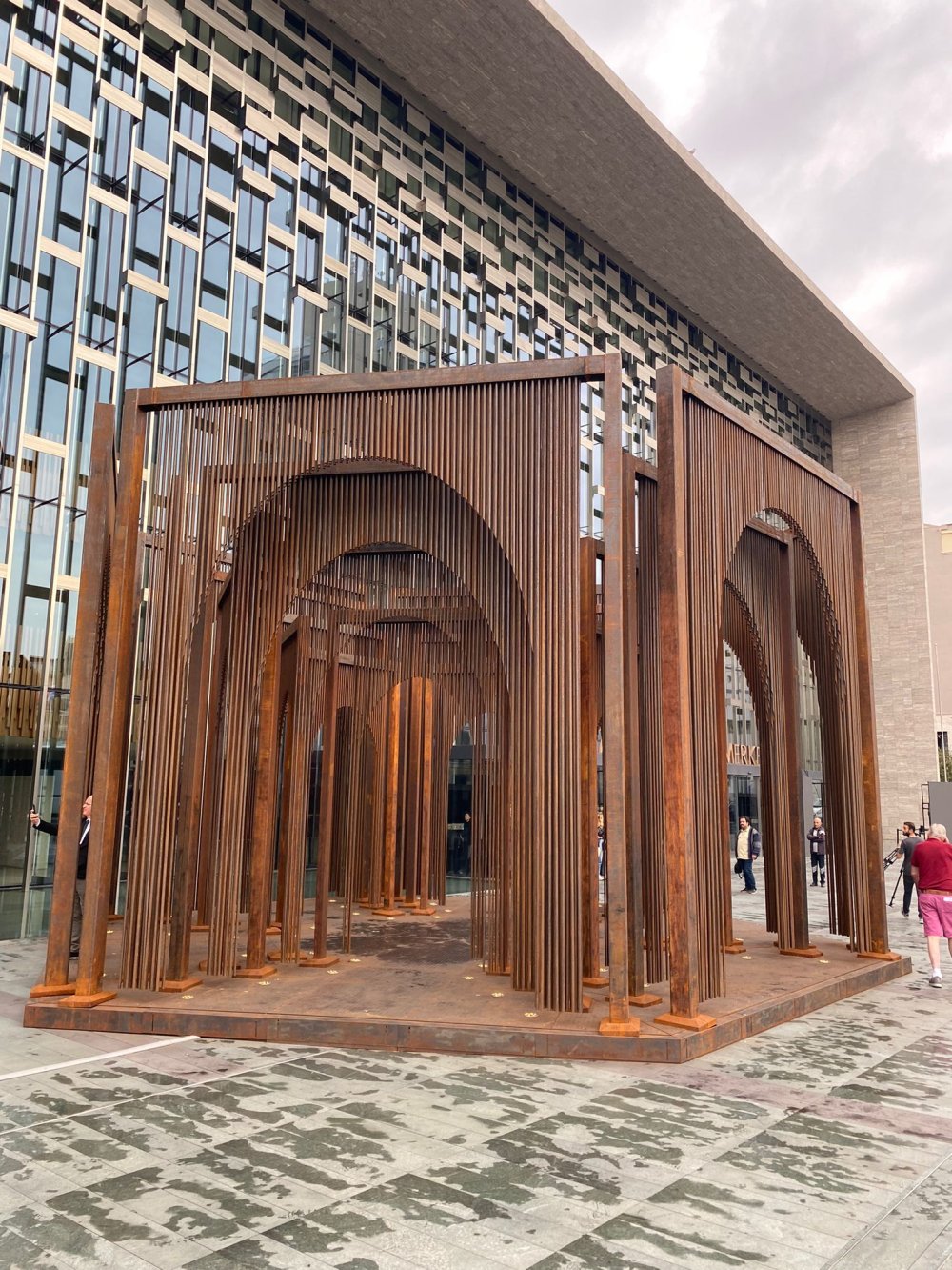 Melek Zeynep Bulut'un AKM'de sergilenen eserine yoğun ilgi