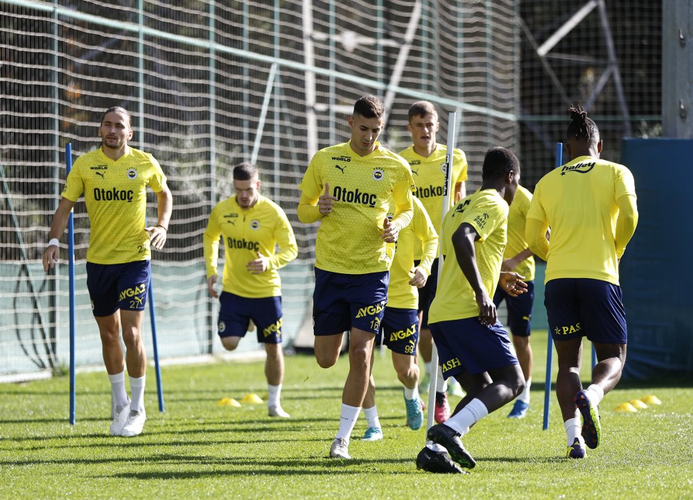 Fenerbahçe, Ludogorets hazırlıklarına başladı