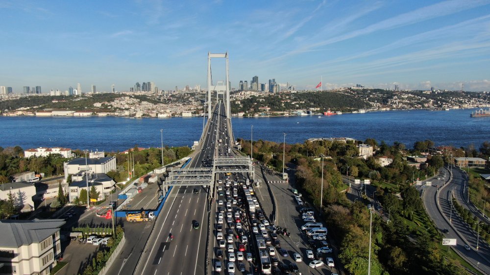 15 Temmuz Şehitler Köprüsü'nde 09.05'te hayat durdu...