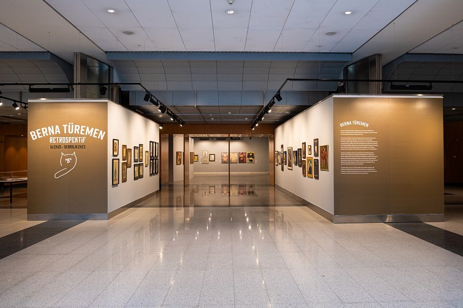 İş Sanat Kibele Sanat Galerisi'nde Retrospektif Sergisi açıldı