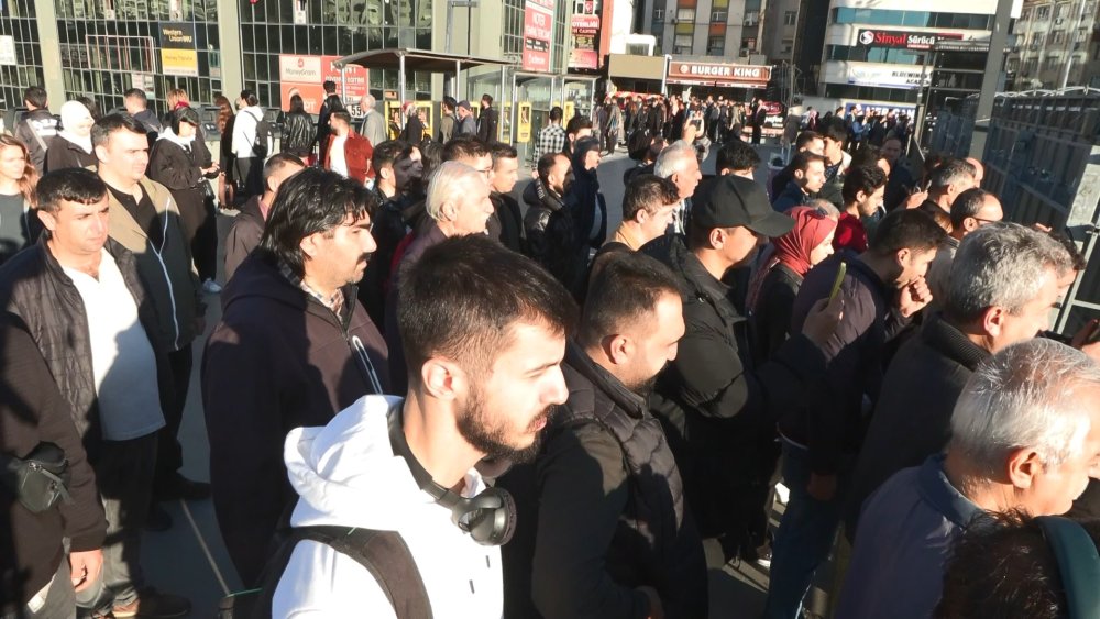 İstanbul D-100 Karayolu'nda 09.05