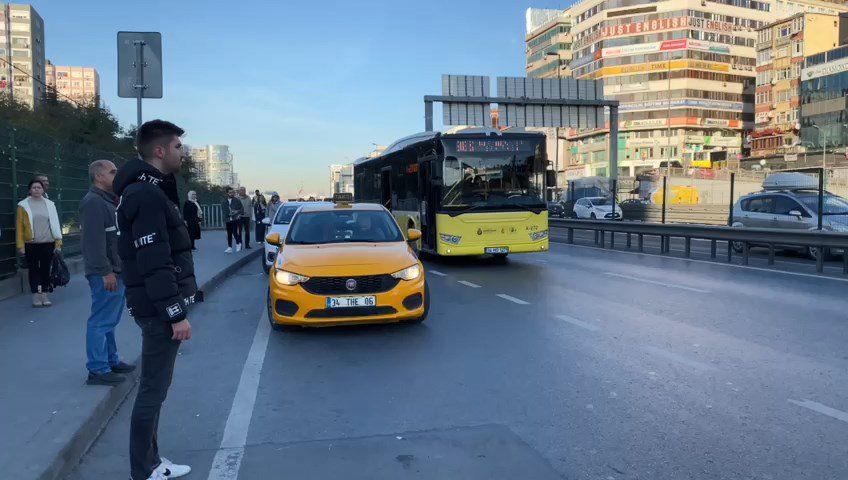 İstanbul D-100 Karayolu'nda 09.05