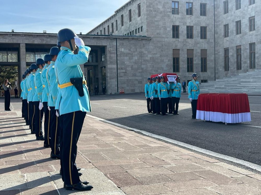 Eski bakan Ahmet Ziya Aktaş için TBMM'de cenaze töreni