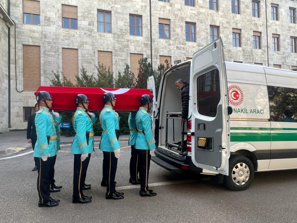 Eski bakan Ahmet Ziya Aktaş için TBMM'de cenaze töreni