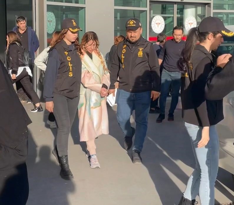 osyal medya fenomenleri Nihal ve Bahar Candan sağlık kontrolünden geçirildi