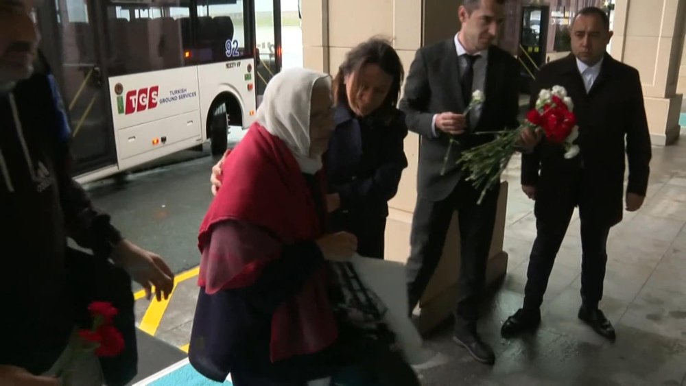 Gazze'den tahliye edilen Türk vatandaşları İstanbul'da