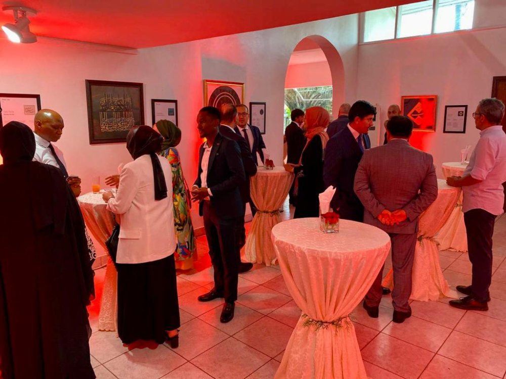 'Hat Eserleri Koleksiyon Sergisi' sanatseverlerle buluştu