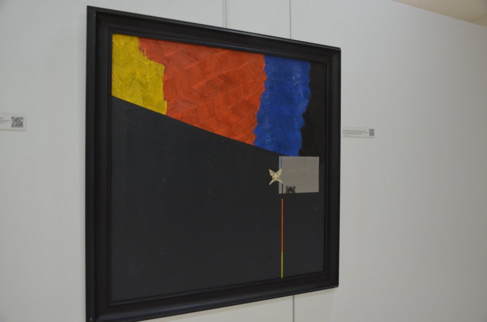 Görme engelliler, bu sergide renkleri dokunarak anlıyor